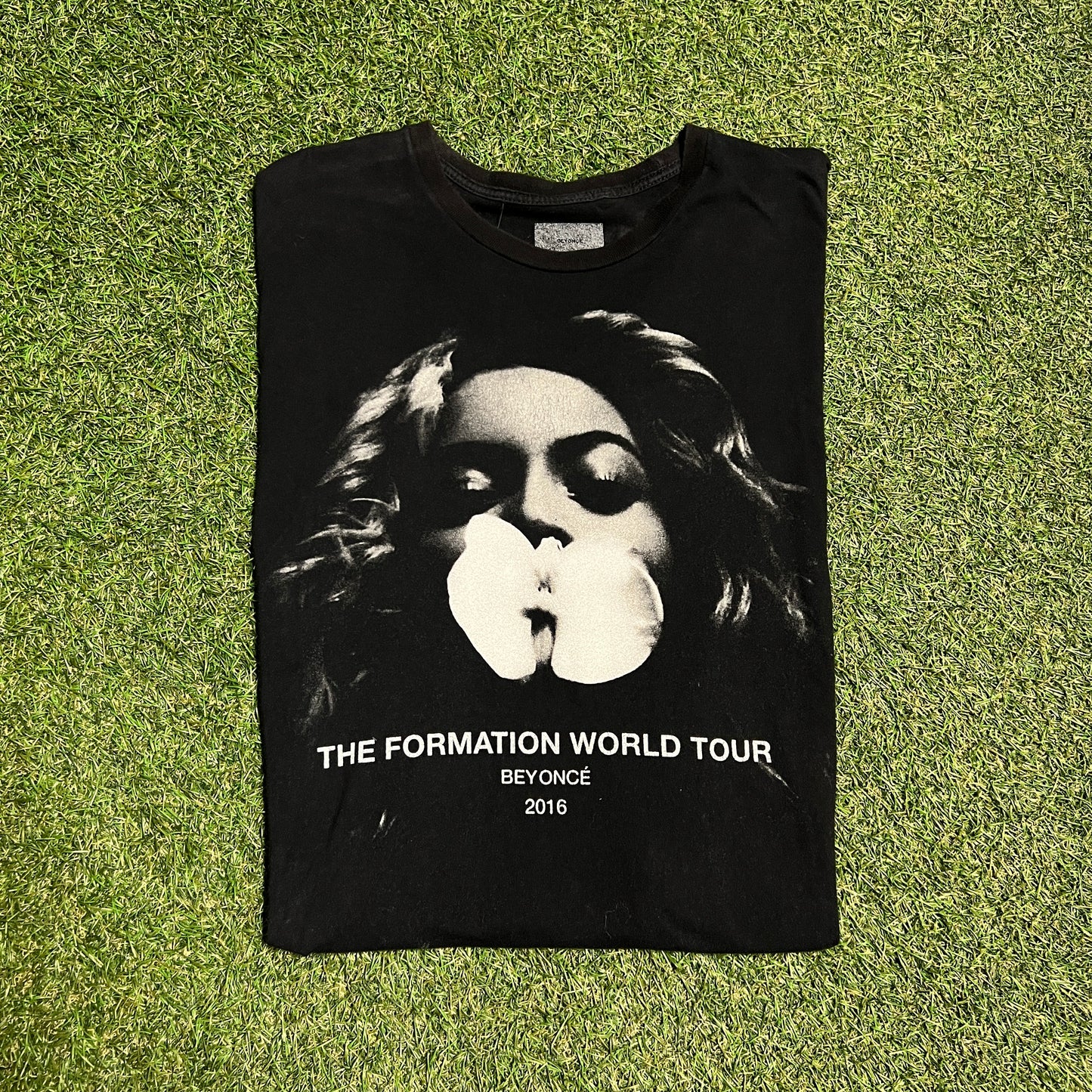 Beyonce Formation World Tour 2016 Black Tee Size XL USED v3405