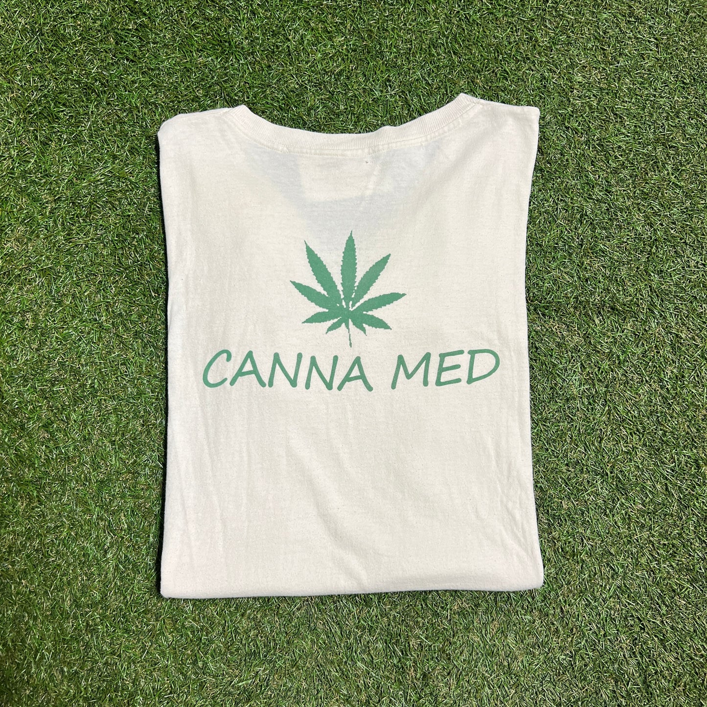 Canna Med Medical Doc V Neck Tee White Size XL USED v10345