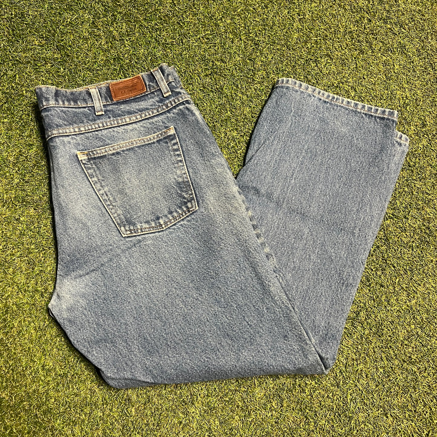 LL Bean Standard Fit Blue Jeans Size 38x32 USED v15312