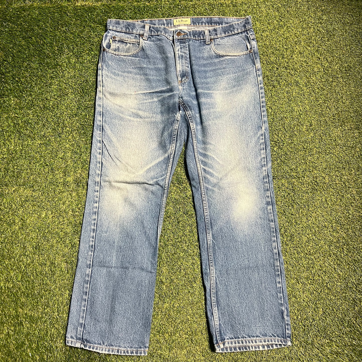 LL Bean Standard Fit Blue Jeans Size 38x32 USED v15312
