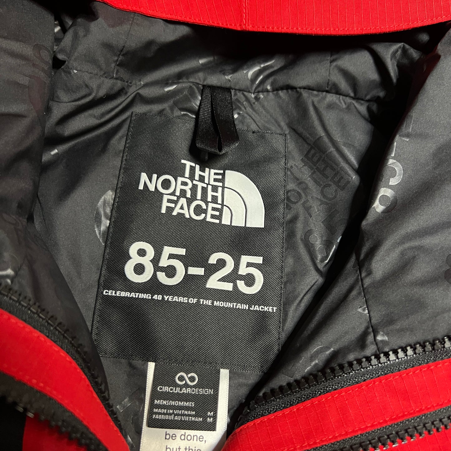 North Face Red Mountain Jacket 85-25 Size Medium NEW x12571