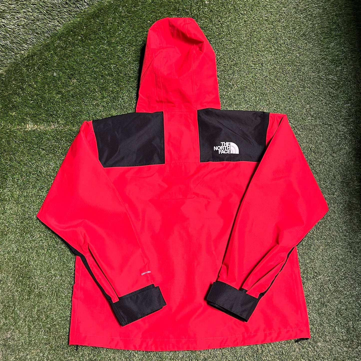 North Face Red Mountain Jacket 85-25 Size Medium NEW x12571