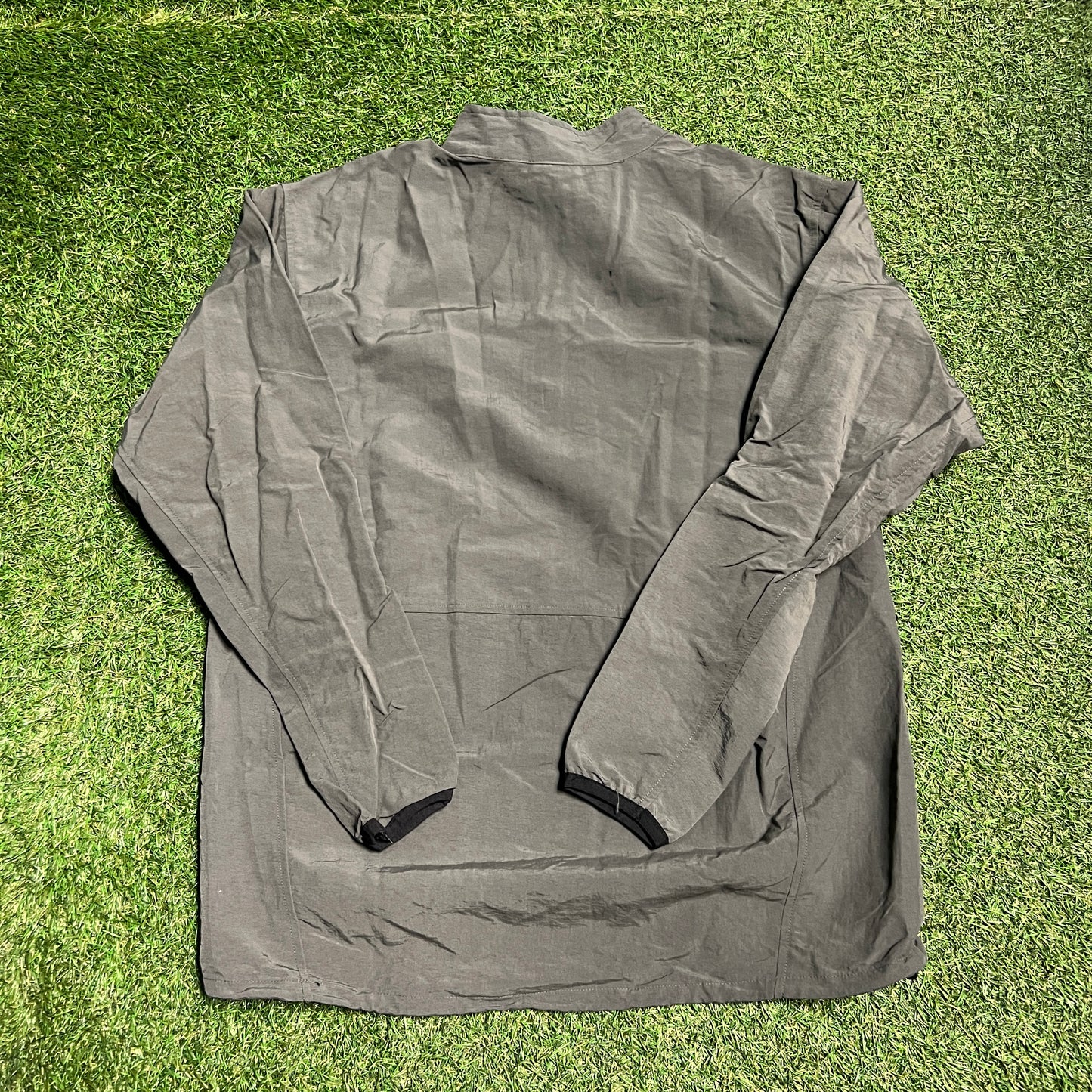 Hidden NY grey quarter zip Size Medium USED x11791