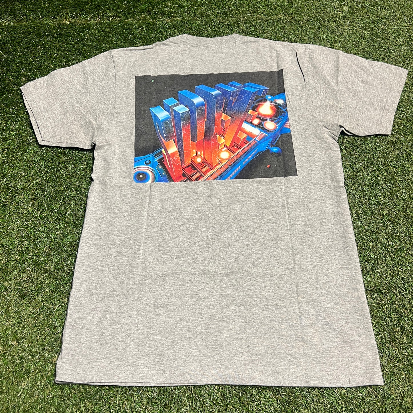 Supreme Skyscaper 2017 Grey Tee Size Medium USED x12779