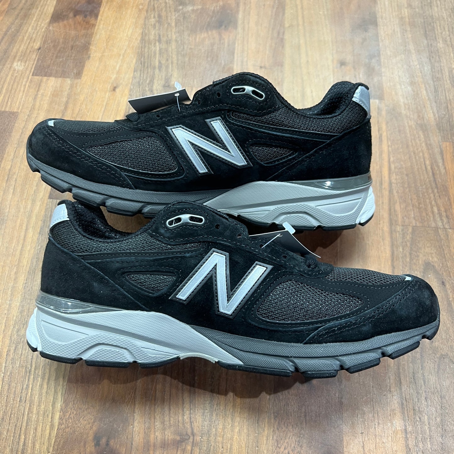 New Balance 990v4 Miusa Black Silver Size 8 NEW s14819