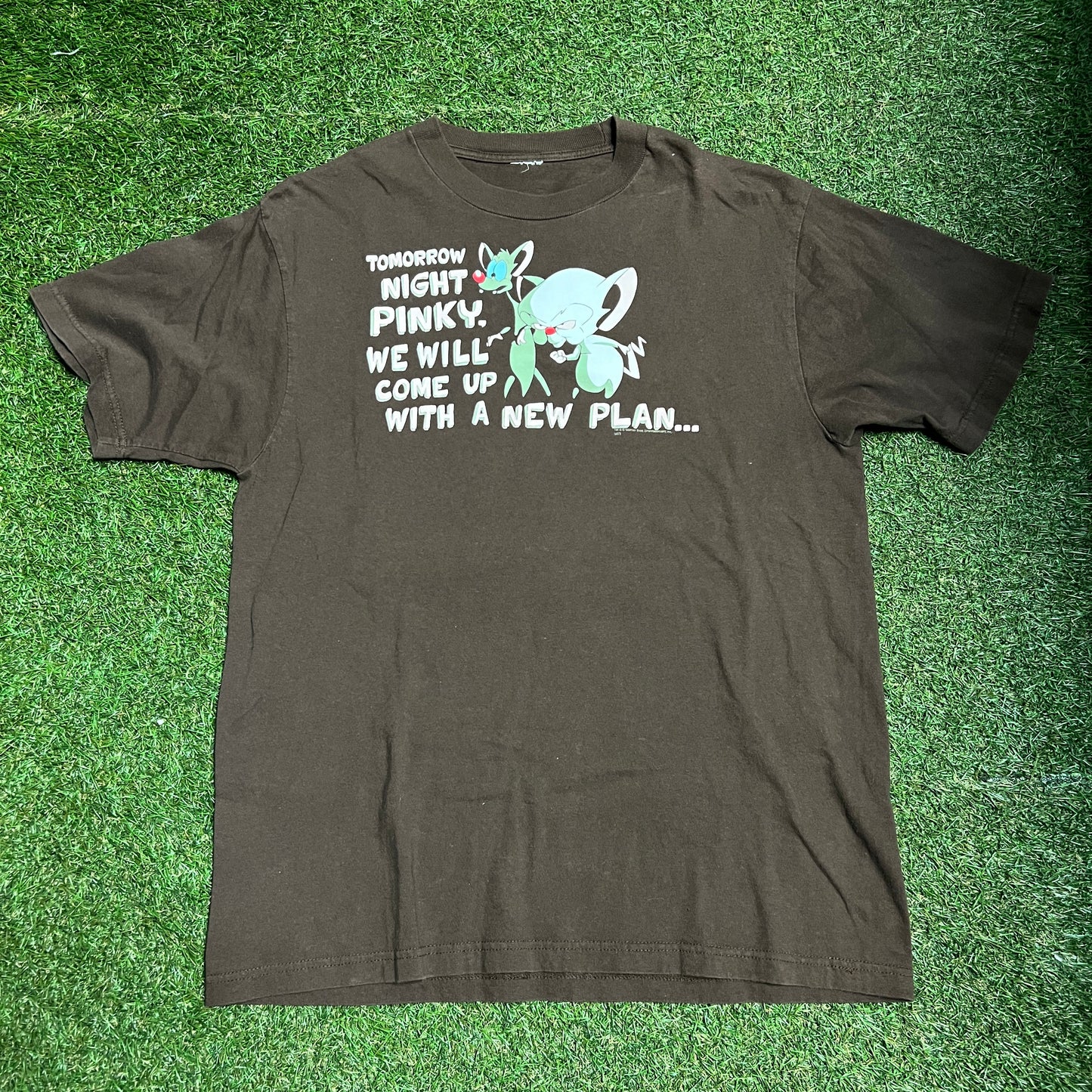 2007 Pinky and the Brain Tomorrow Night Pinky Brown Tee Size XL USED v14239