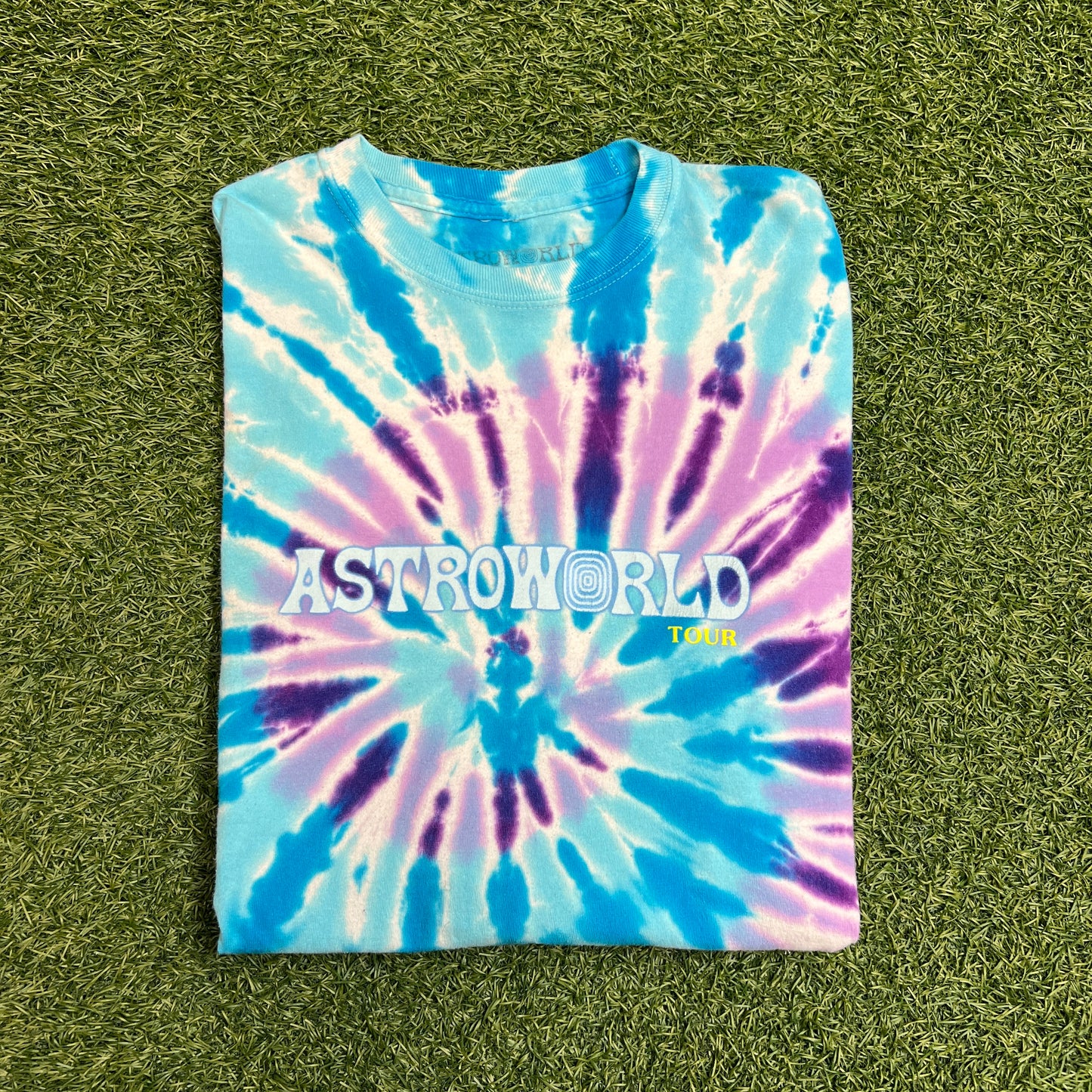 Astroworld Tour Face On The Back Tie Dye Longsleeve Size Large USED x10371