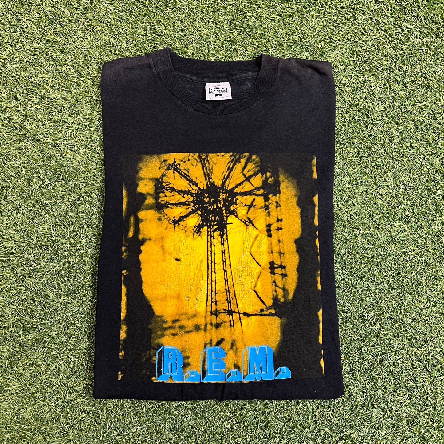 1995 REM tour tee black Size Large USED nice man tag v13856