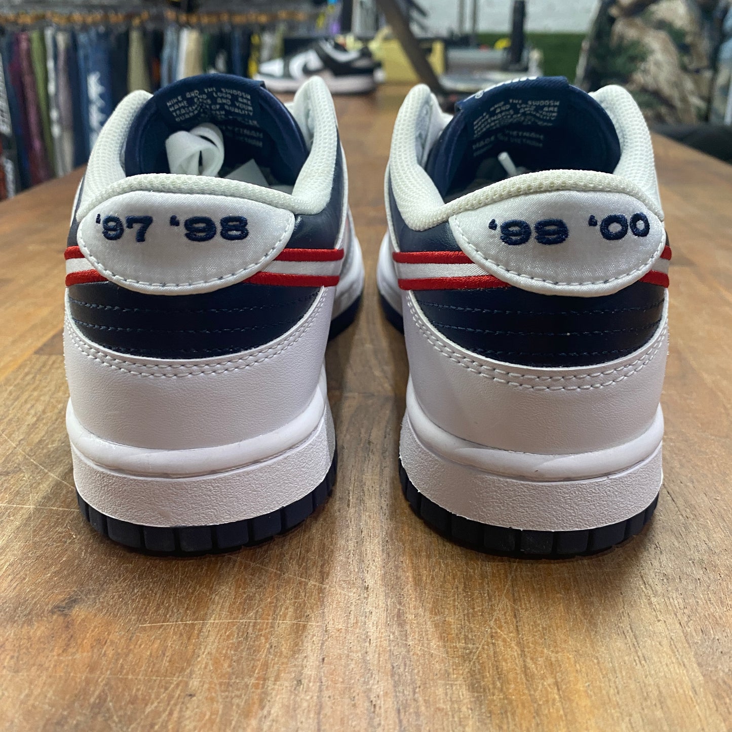 Nike Dunk Low Houston Comets Four Peat (WMNS) Size 8m/9.5w NEW s15150