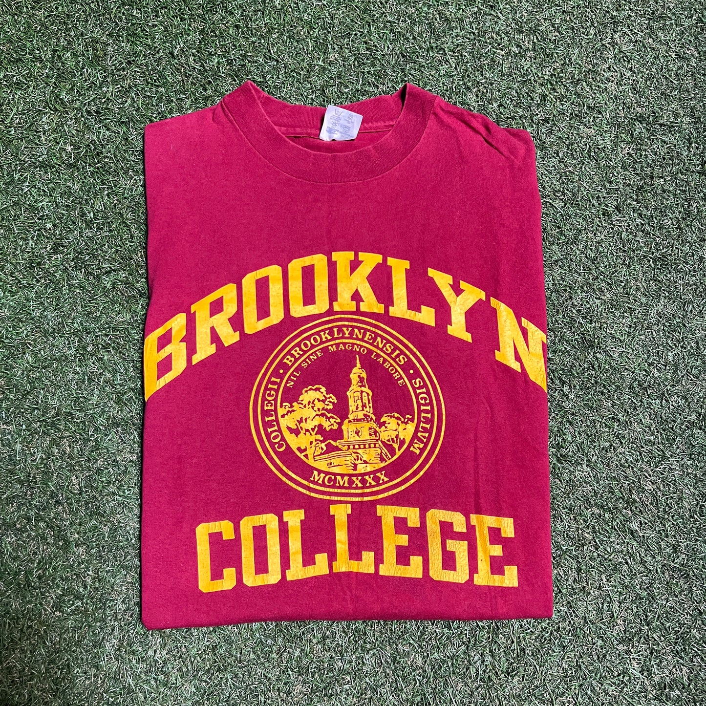 1990s Brooklyn College Tee Size XL USED v15399