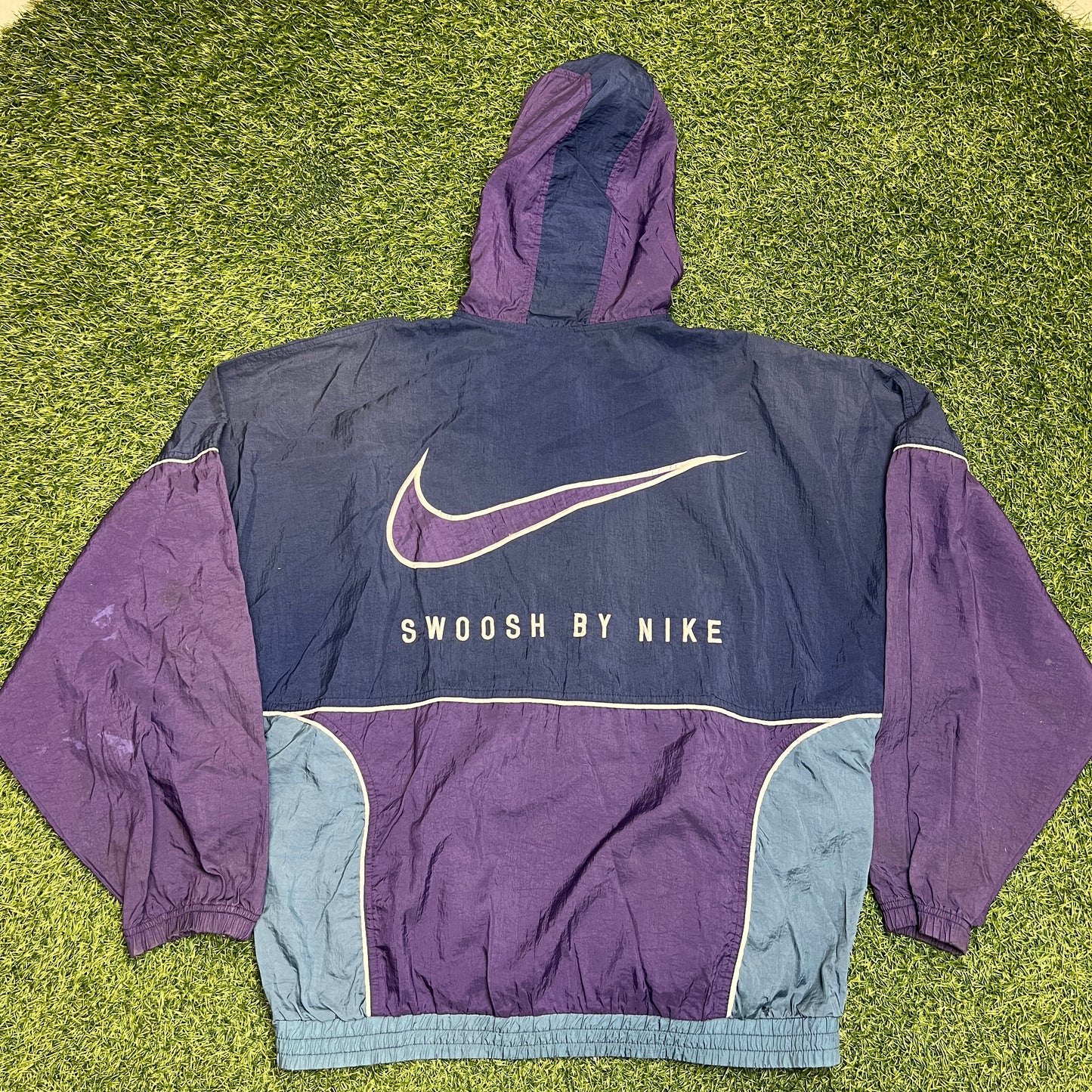 1990s Nike "Swoosh by Nike" Navy Windbreaker Size Large USED v14922