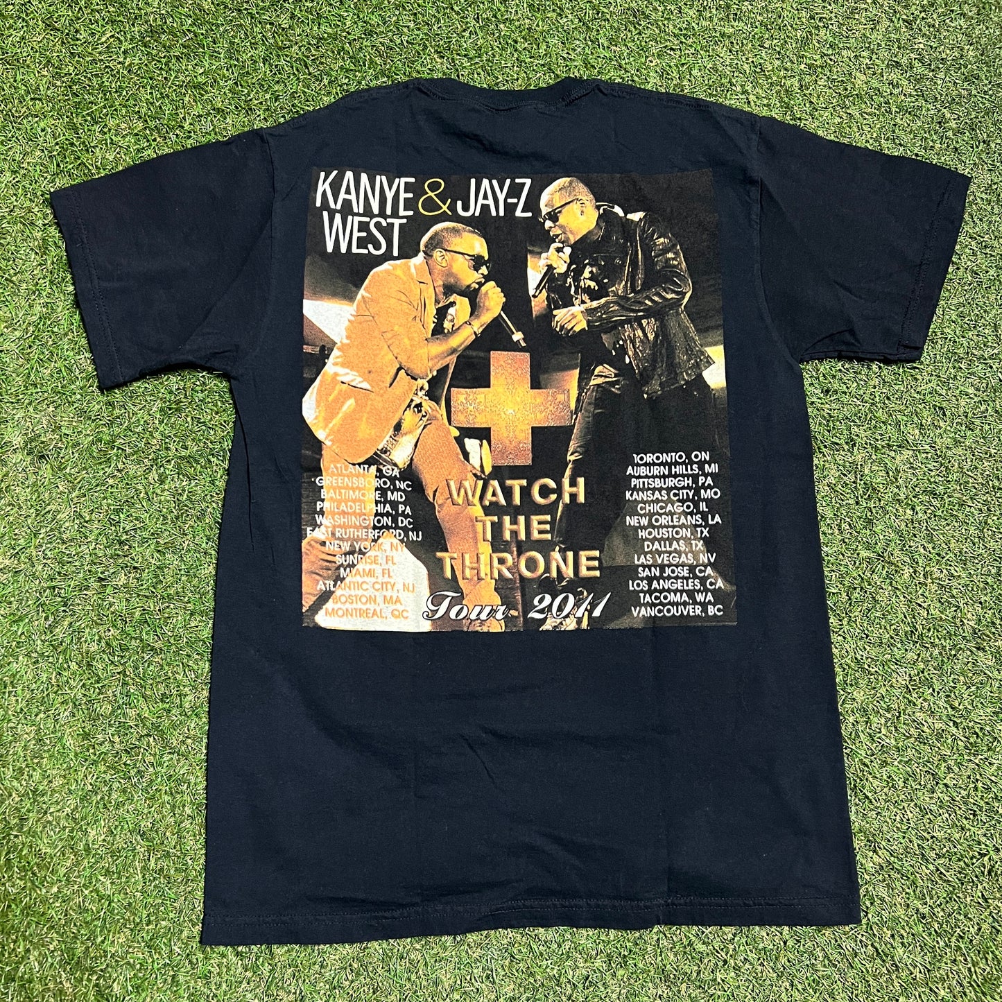 2011 Watch The Throne Kanye Jay Z Bootleg Black Tee Size Medium USED x12896
