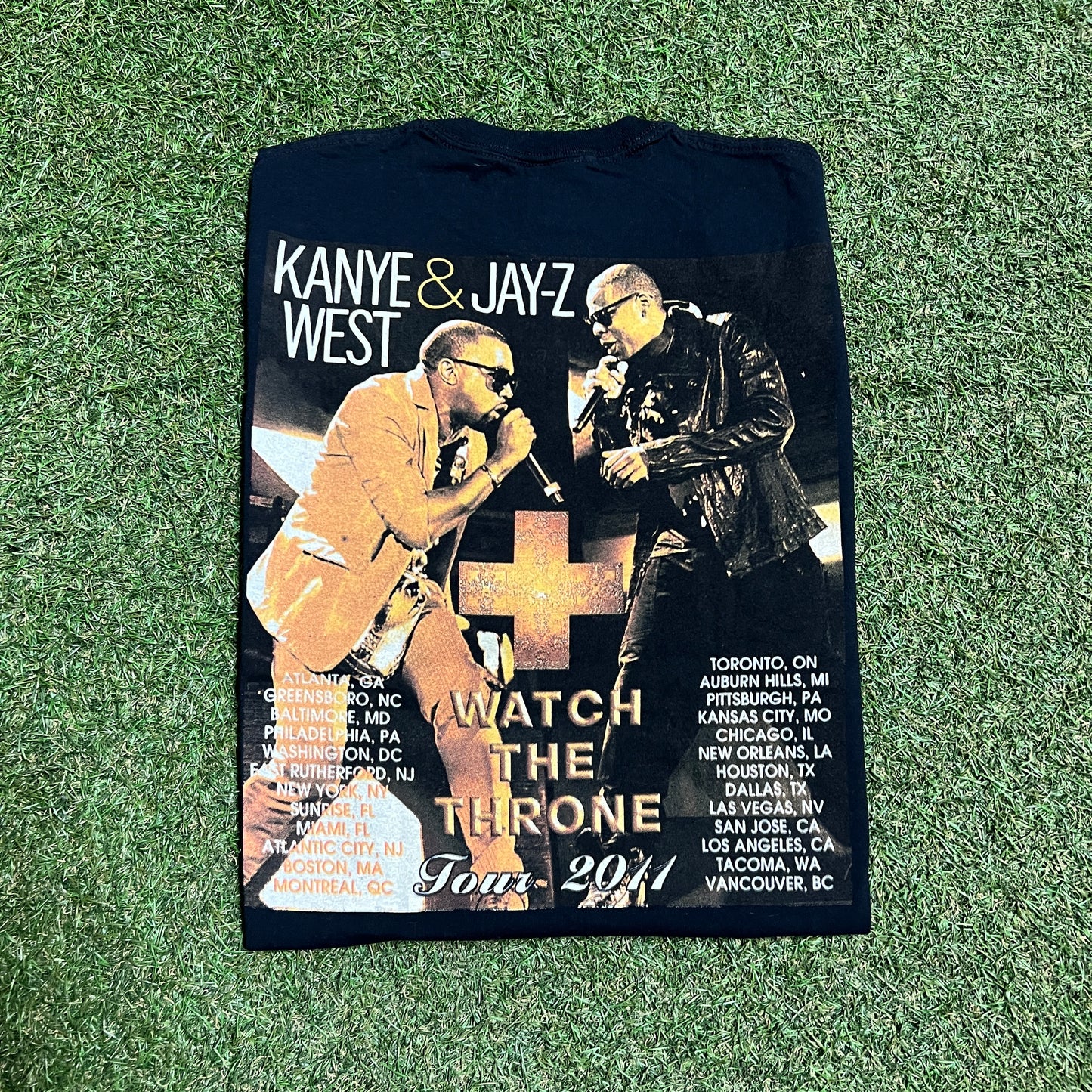 2011 Watch The Throne Kanye Jay Z Bootleg Black Tee Size Medium USED x12896