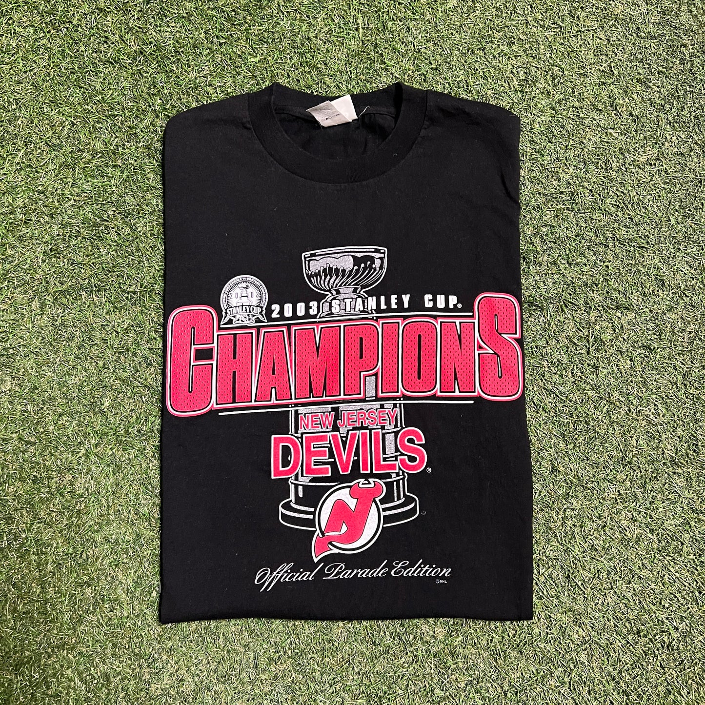 2003 NJ Devils Champs Parade Edition Black Tee Size Medium USED v15428