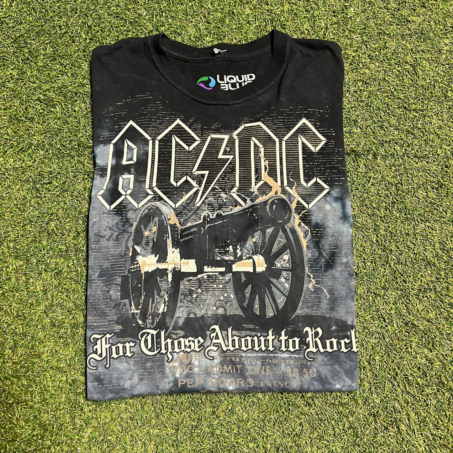 2006 ACDC For Chose About To Rock Blue Tie Dye Tee Size Large USED v15562