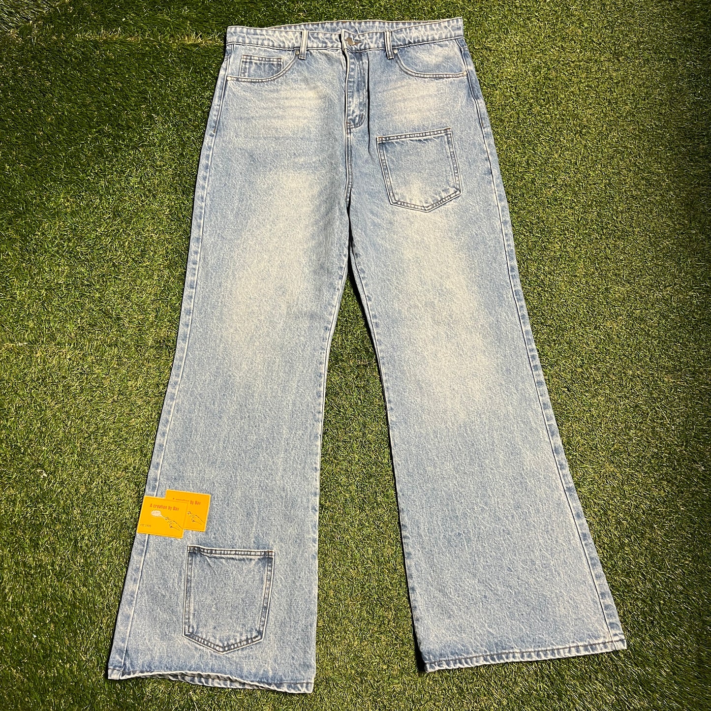 A Creation By Dav "Front Pocket" Jeans Size 36 USED v15593