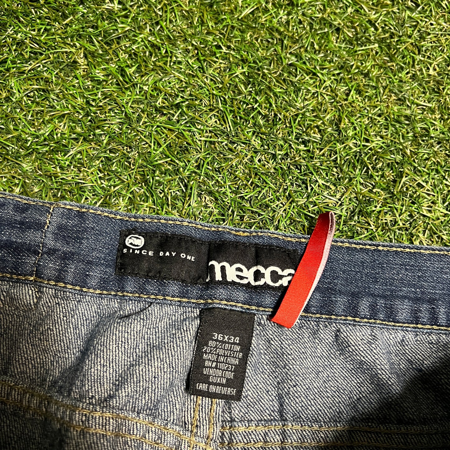 Y2K Mecca Blue Jeans Yellow Ebroidered Logo Pocket Size 36x34 USED v15581