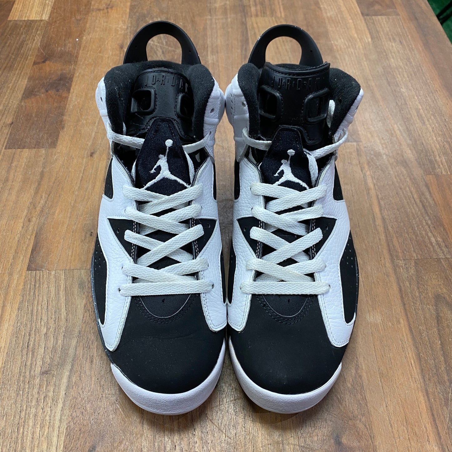 Jordan 6 Oreo 2009 Size 8 USED s15550
