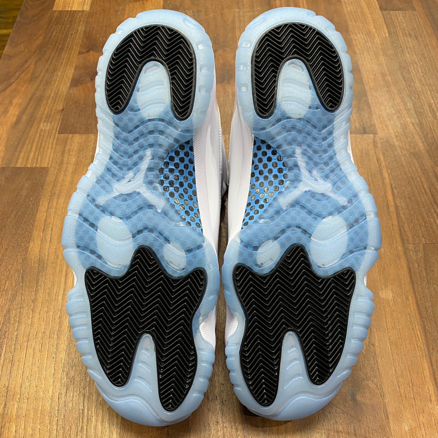 Air Jordan 11 Retro Legend Blue Size 13 NEW s15657