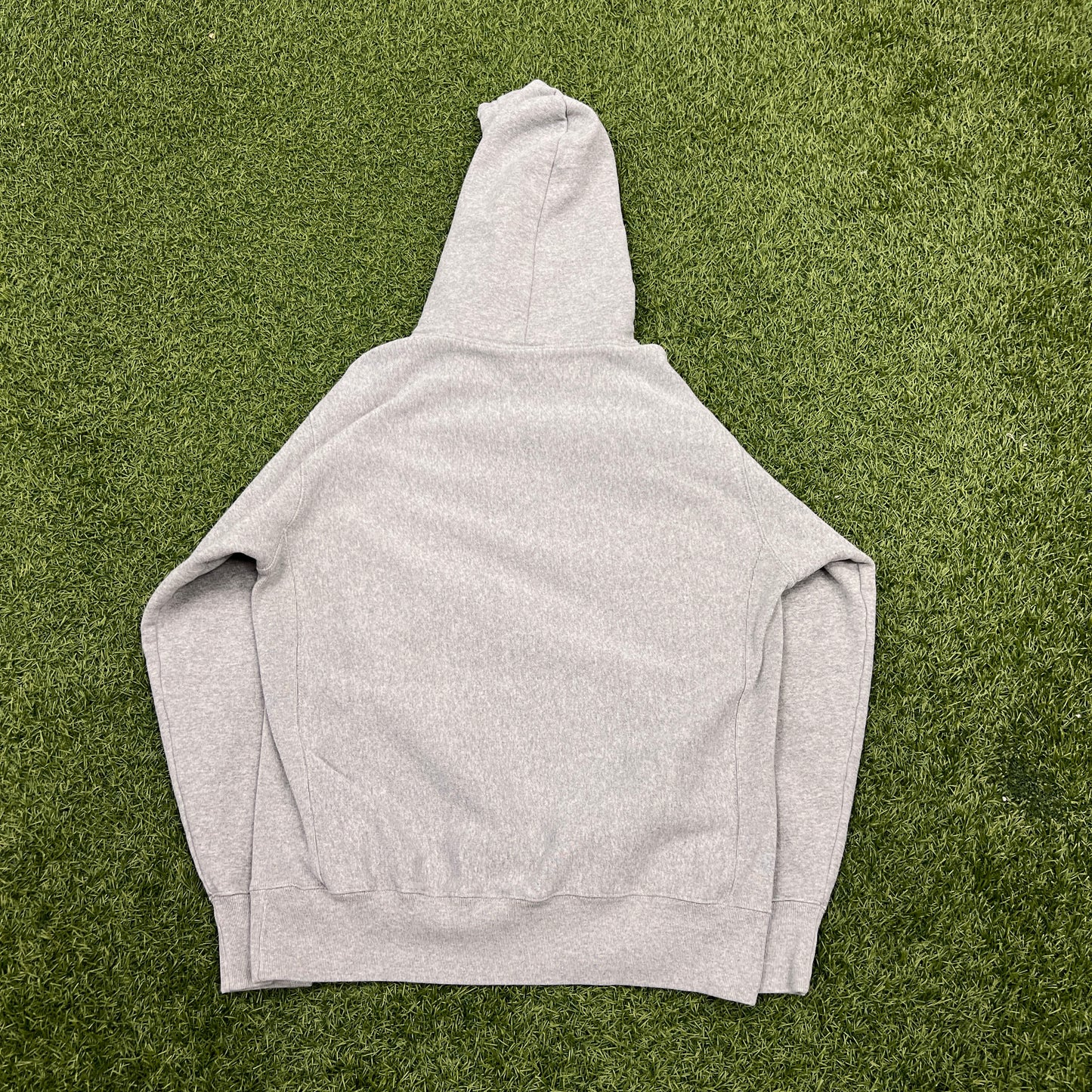 Undefeated Small Middle Logo Grey Hoodie Size Medium USED x12213