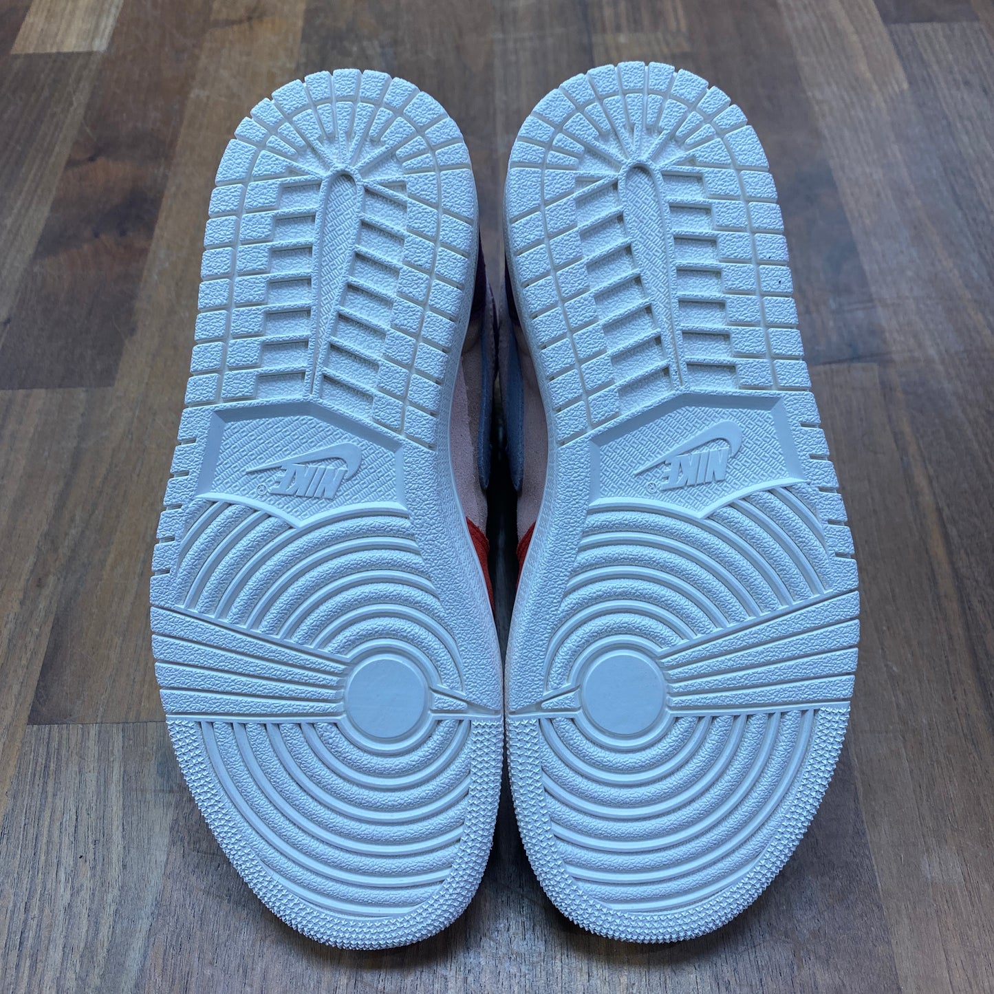 Jordan 1 Aleali May Sample Size 5.5 NEW s7022