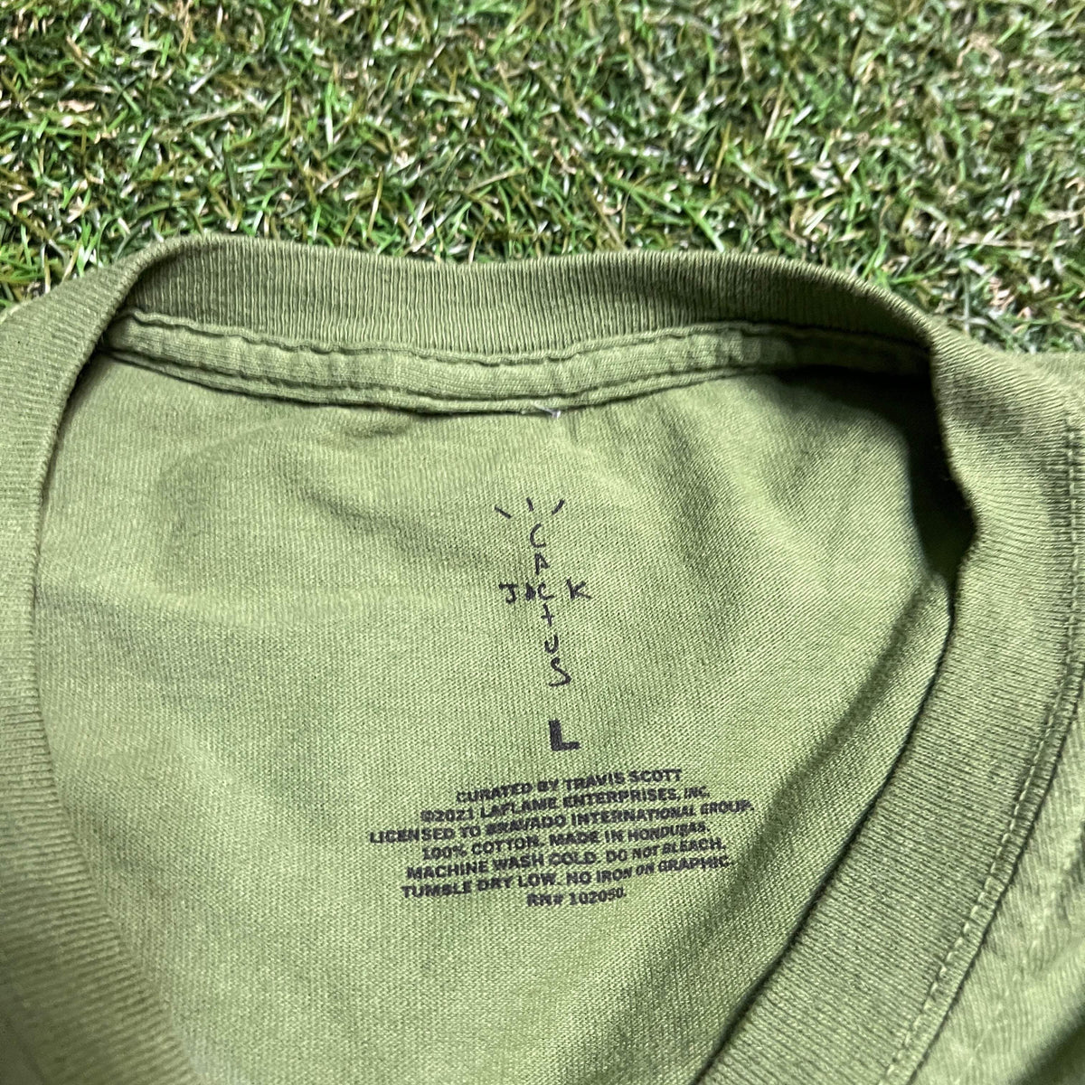 Travis Scott Rolling Loud NYC Exclusive portal to our world tee olive Size Large USED x11400