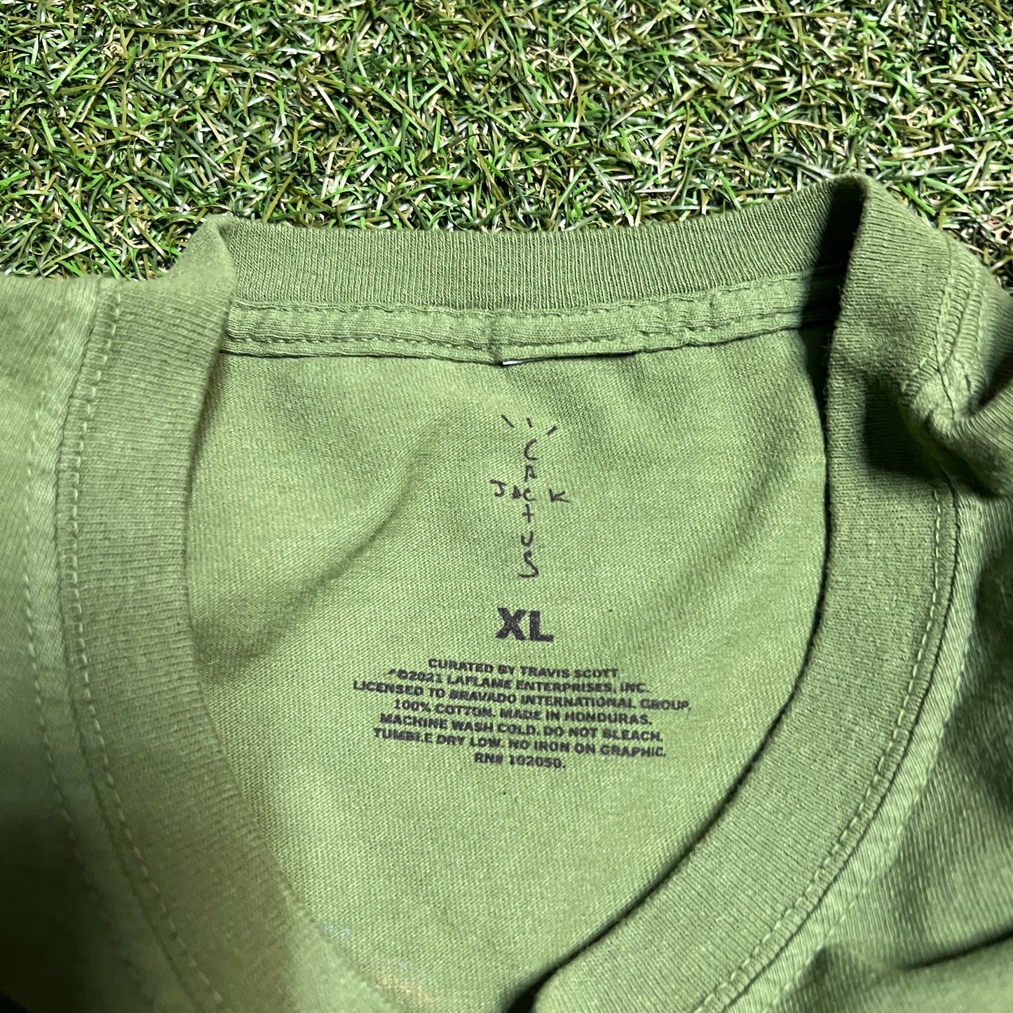 Travis Scott Rolling Loud NYC Exclusive portal to our world tee olive Size XL USED x11401