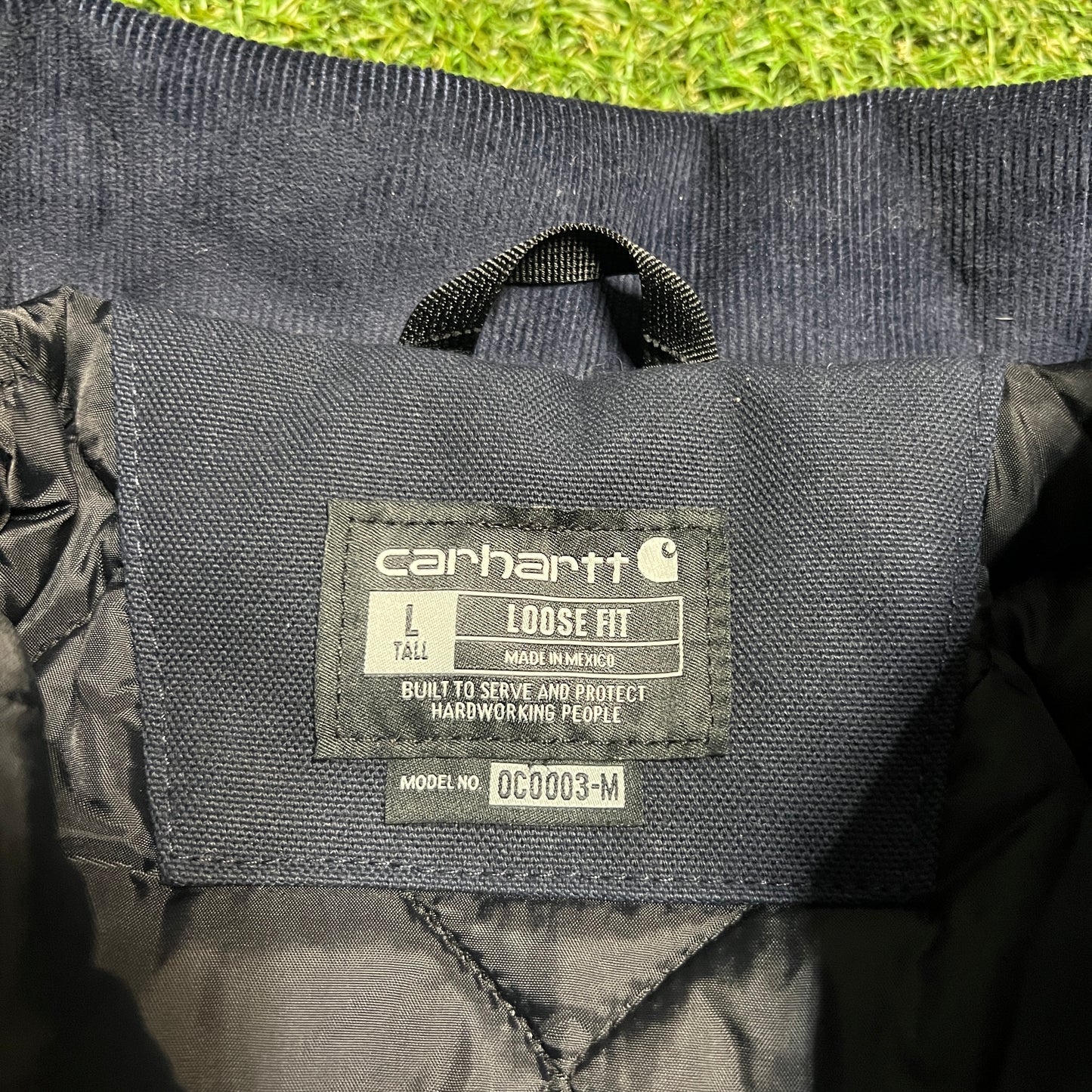 Carhartt Duck Insulated Navy Jacket Size Large NEW v14628