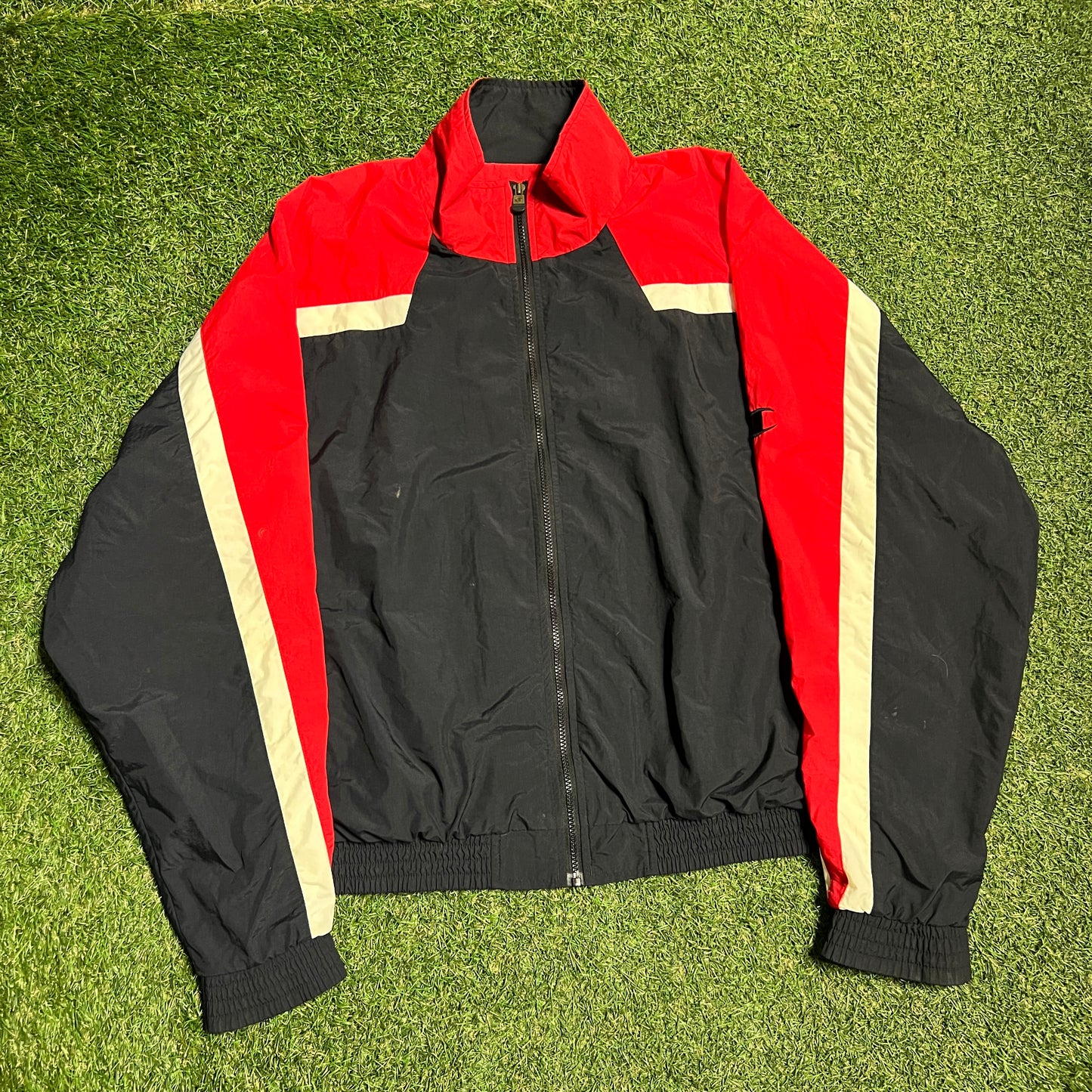 1990s Champion Red Black Windbreaker Size XL USED v15703