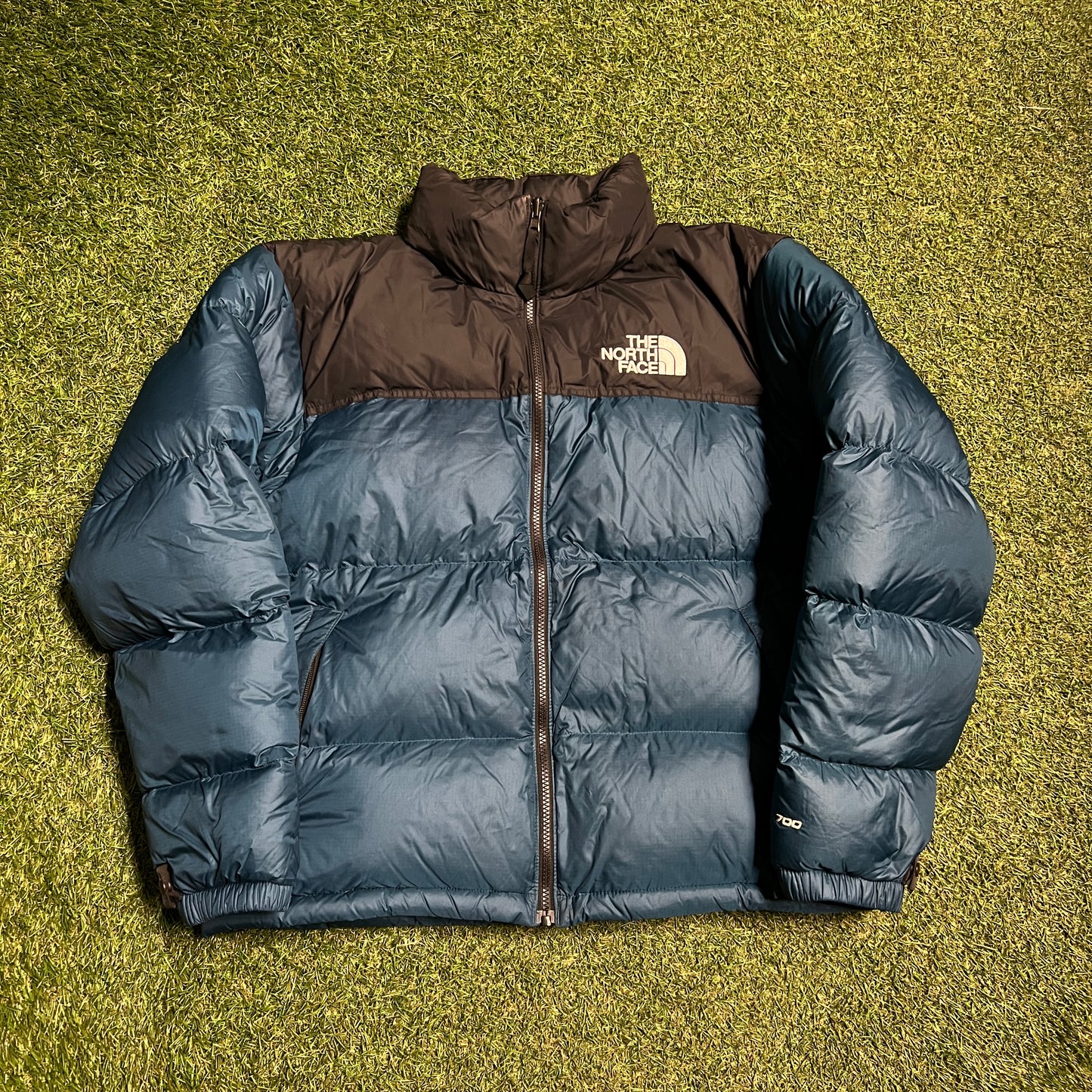 The North Face 700 Blue Puffer Jacket Size Medium USED v15710