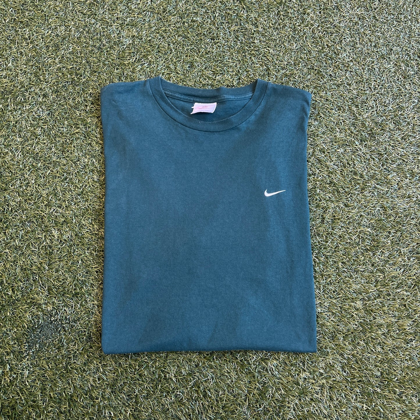 1990s Nike White Tag Green Tee/White Swoosh Size XL USED v15736