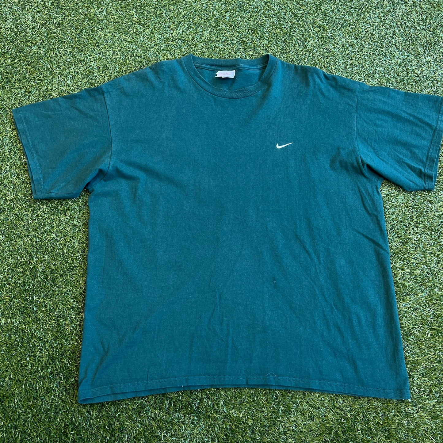 1990s Nike White Tag Green Tee/White Swoosh Size XL USED v15736