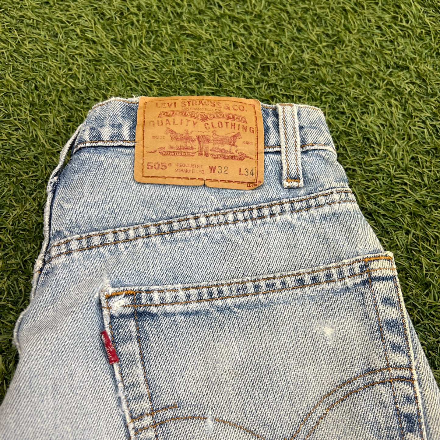 Levi 505s Red Tab Light Blue Jeans Size 32x34 USED v14759