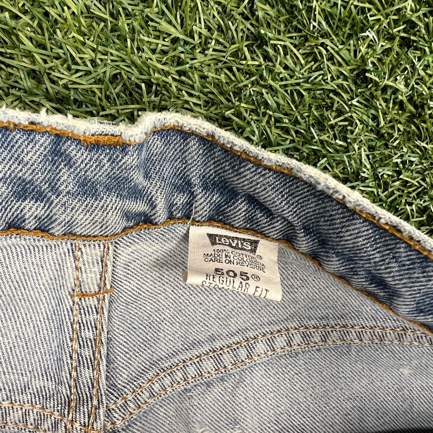 Levi 505s Red Tab Light Blue Jeans Size 32x34 USED v14759