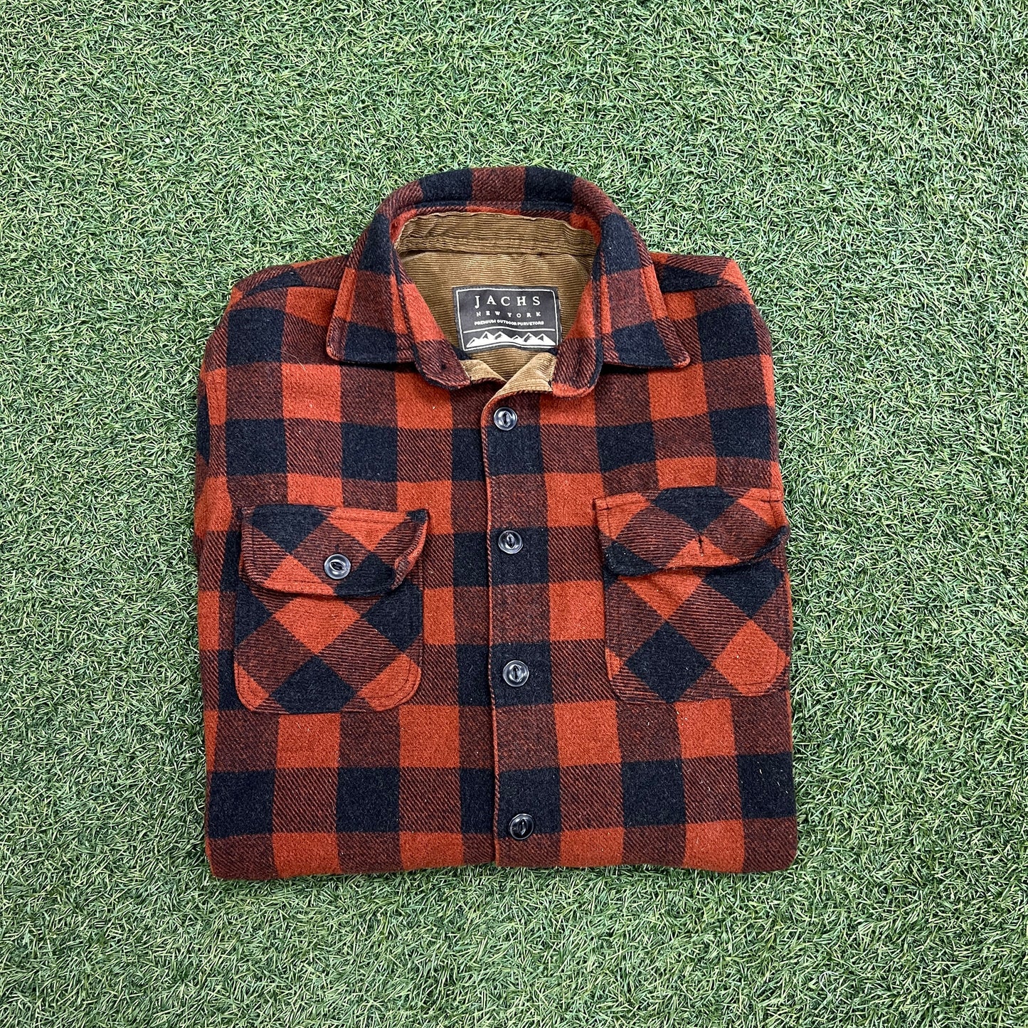 Jachs NY Red Flannel Button Up Shirt Size Large USED v14744