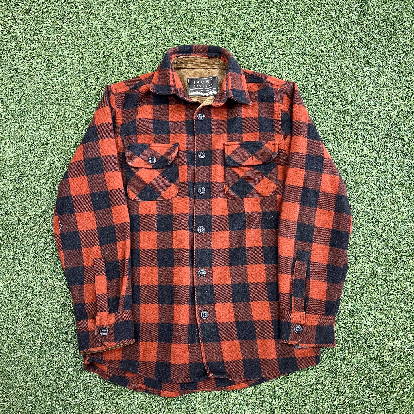 Jachs NY Red Flannel Button Up Shirt Size Large USED v14744