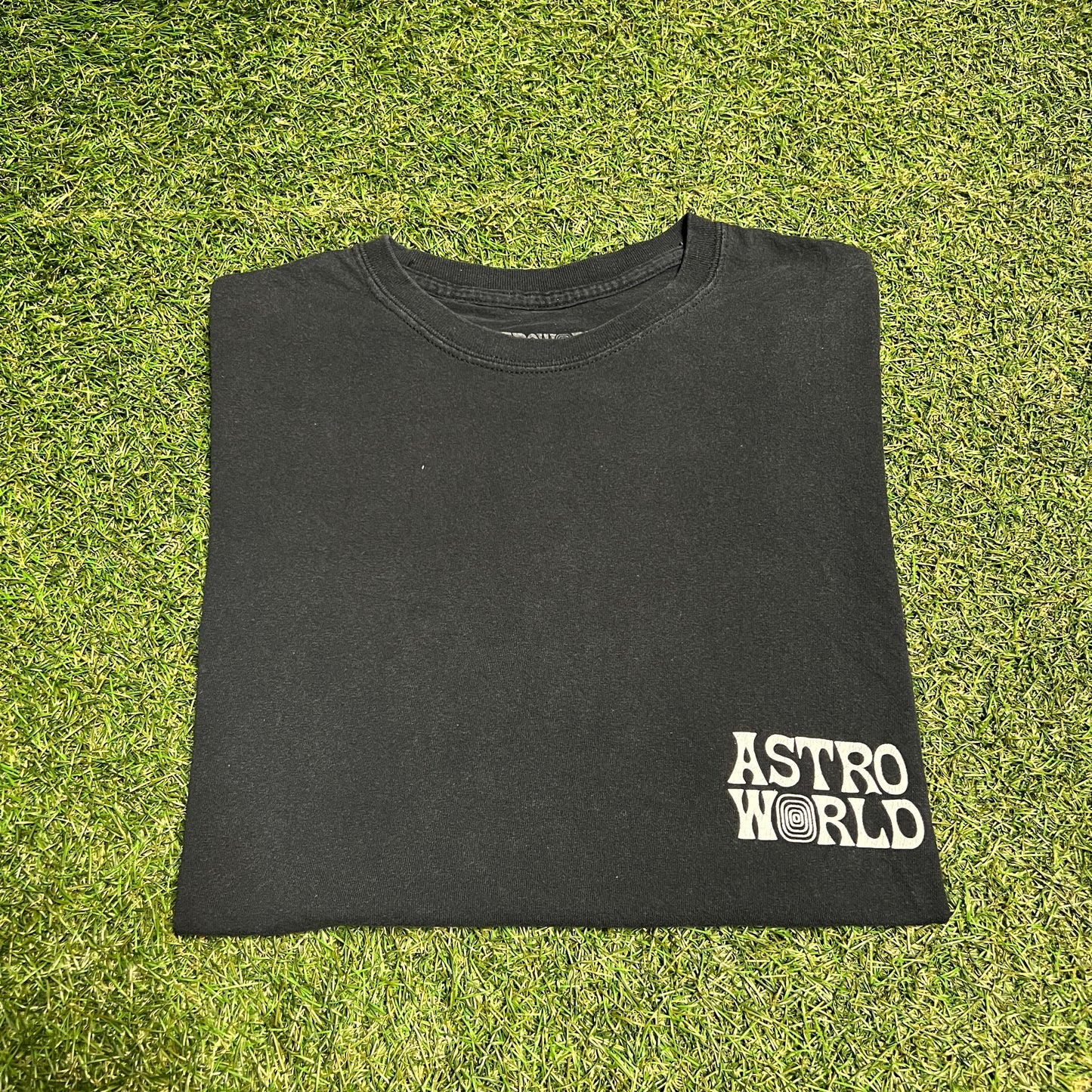 Travis Scott Astro World Wish You Were Here Black Tee Size Large USED x11440