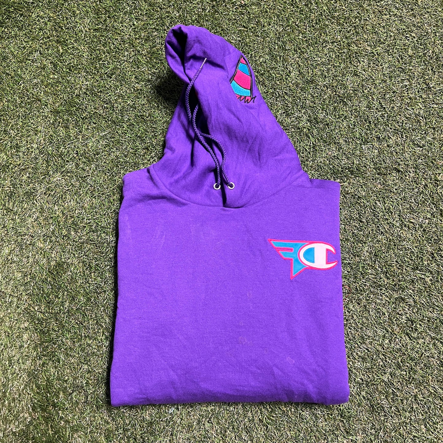 Faze champion hoodie purple (stained) Size Large USED x11450