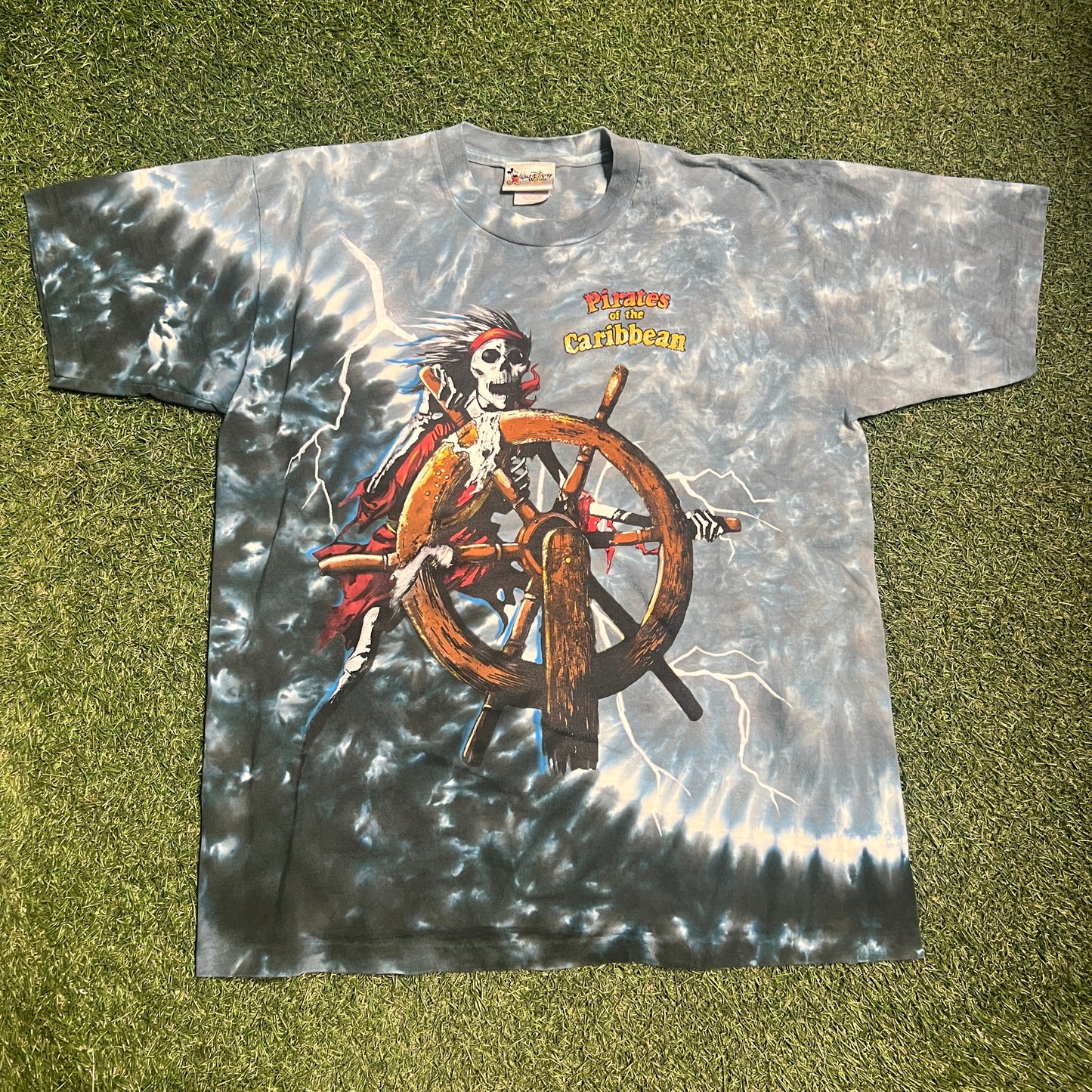 Pirates of the Caribbean All Over Print Tee Used Size Large v14772
