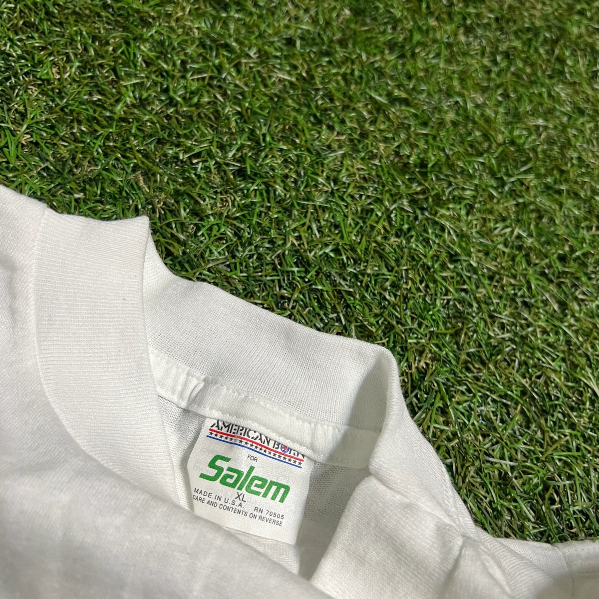 1992 Salem Fresh Wrap White Tee Size XL USED v13984