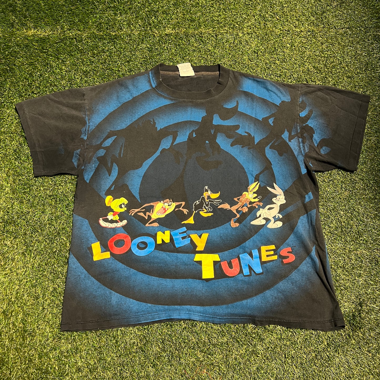 1992 Looney Tunes Spiral All Over Print Black Tee Size XL USED v13972
