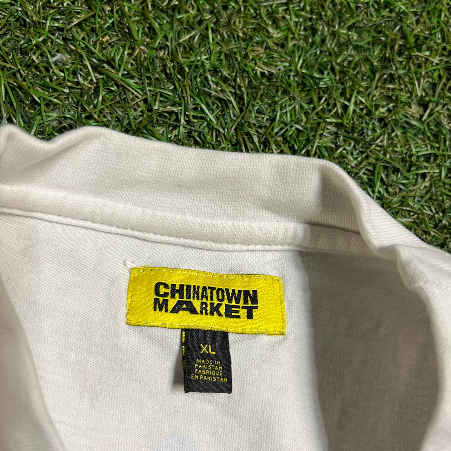 Chinatown Market More Life White Longsleeve Size XL USED x13235