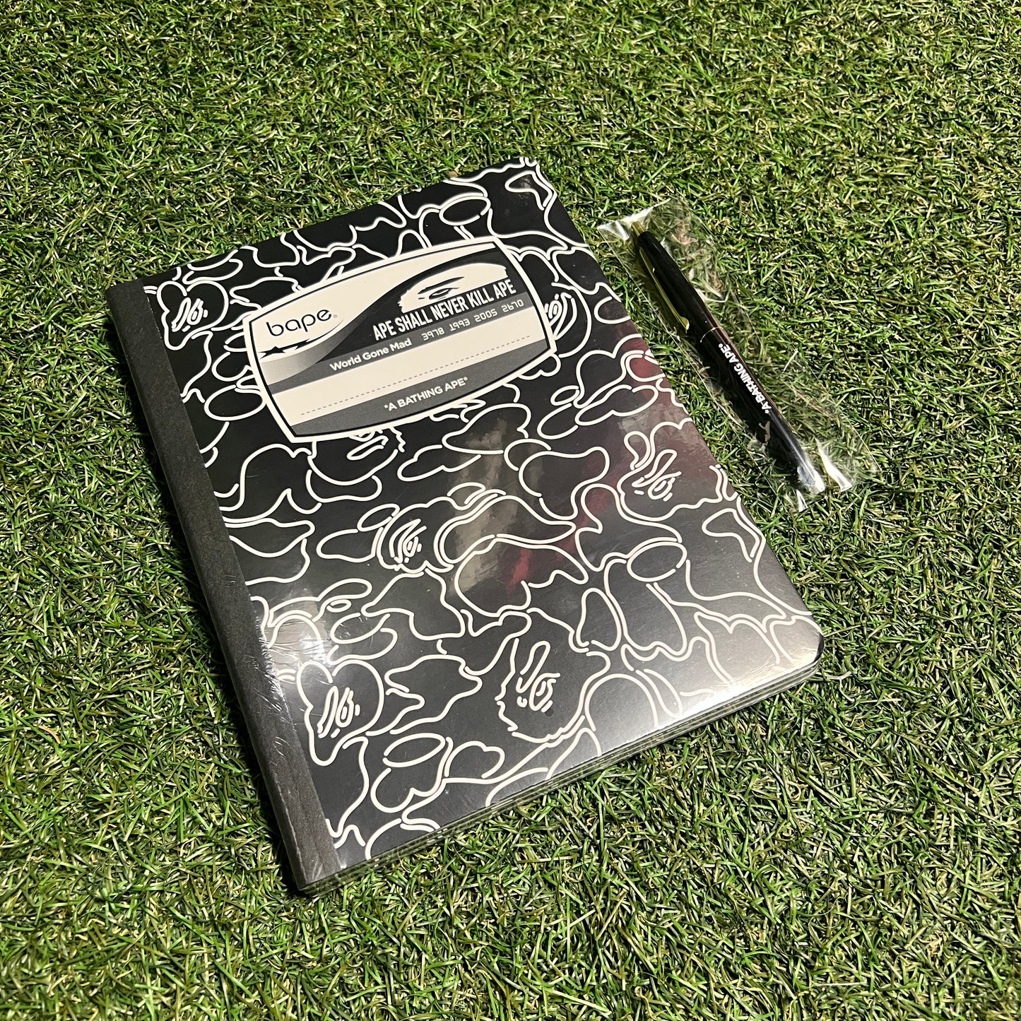 Bape Notebook 3-Pack w/ Pen NEW x12318