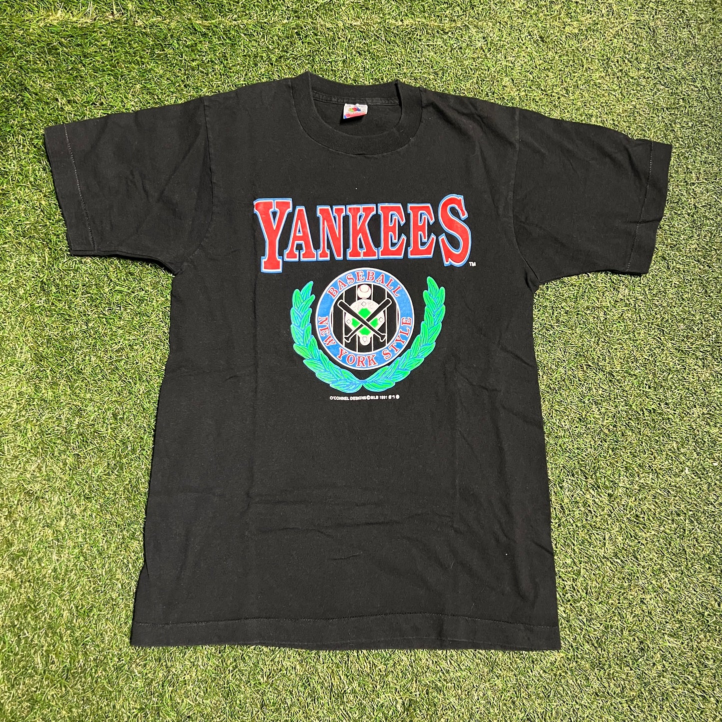 1991 Yankees Baseball New York Style Black Tee Size Medium USED v14036