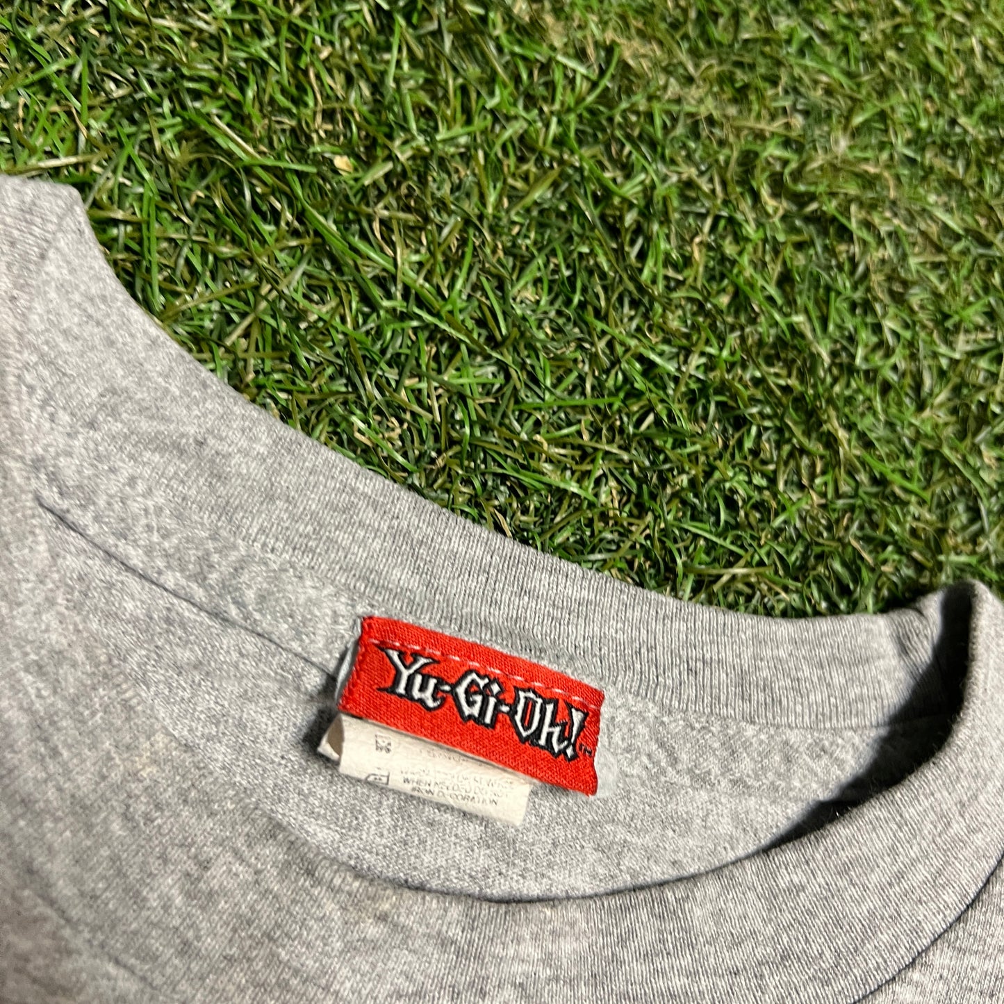 Y2K Yu-Gi-Oh Grey Longsleeve Tee Size Small v14839