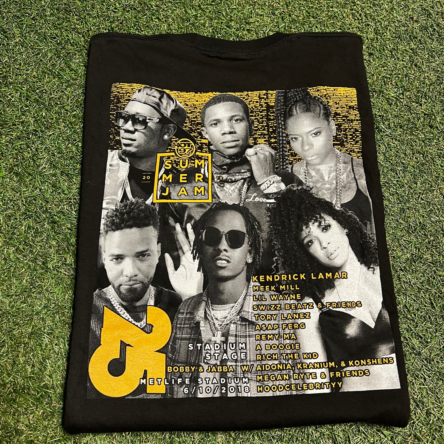 2018 Summer Jam Lineup Tee Size XL USED v9057