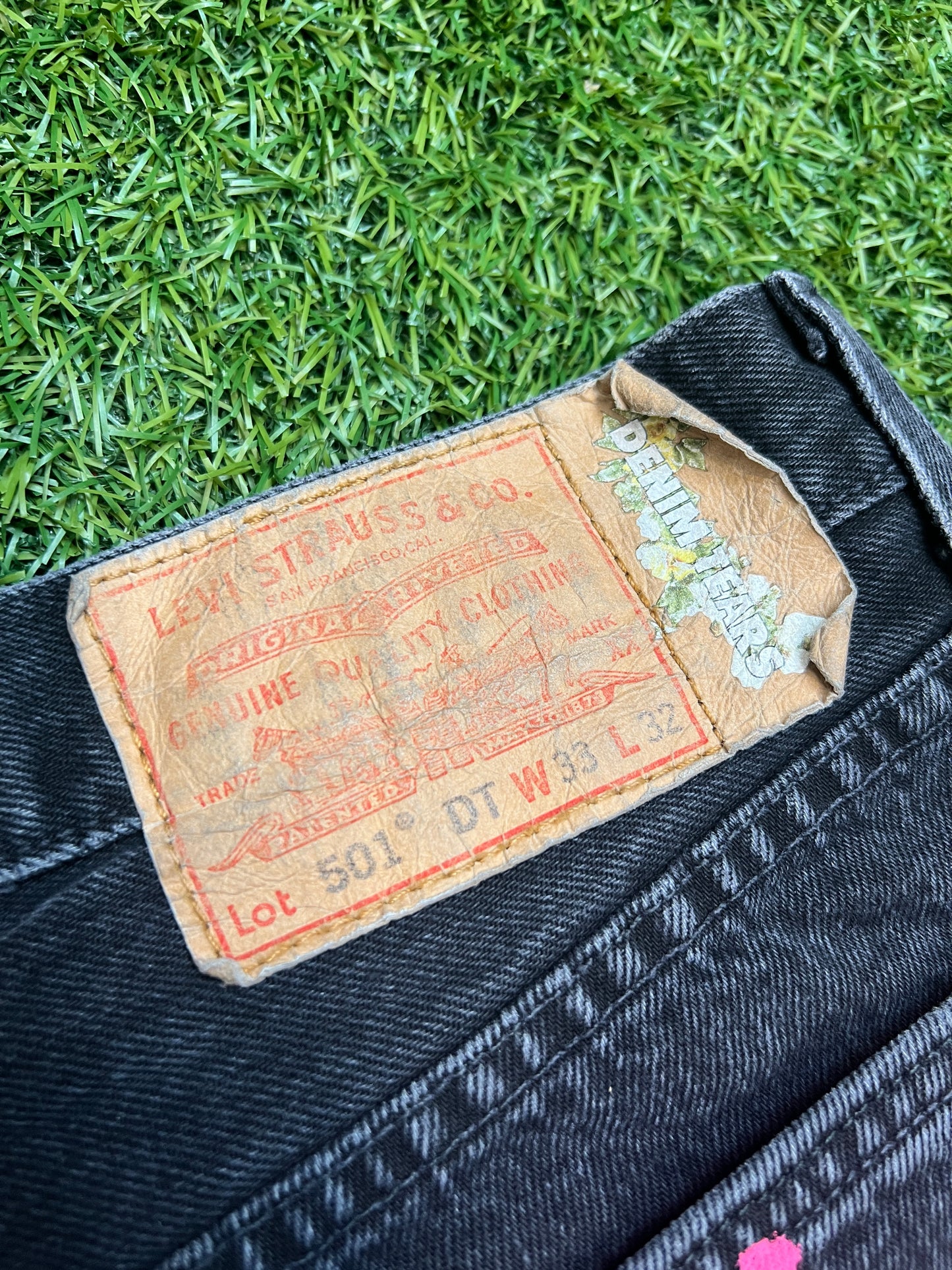 Denim Tears 501 Washed Black Pink/Blue Logo Size 33x32 NEW x7700