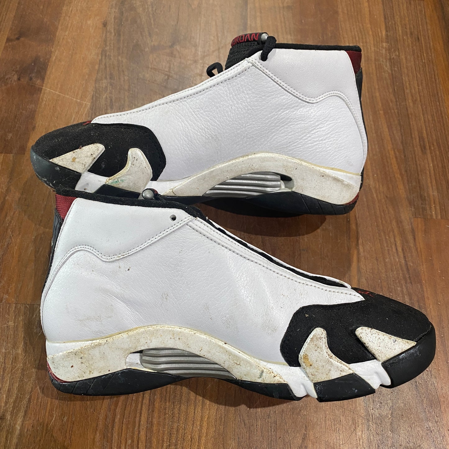 Jordan 14 Black Toe' 1998 Size 7.5 USED s1397