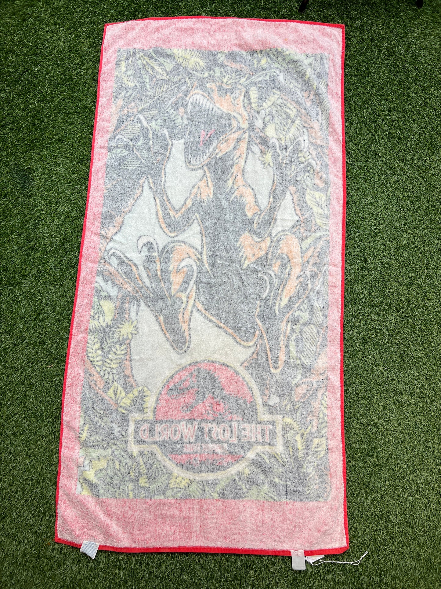 Jurassic Park 1997 towel USED