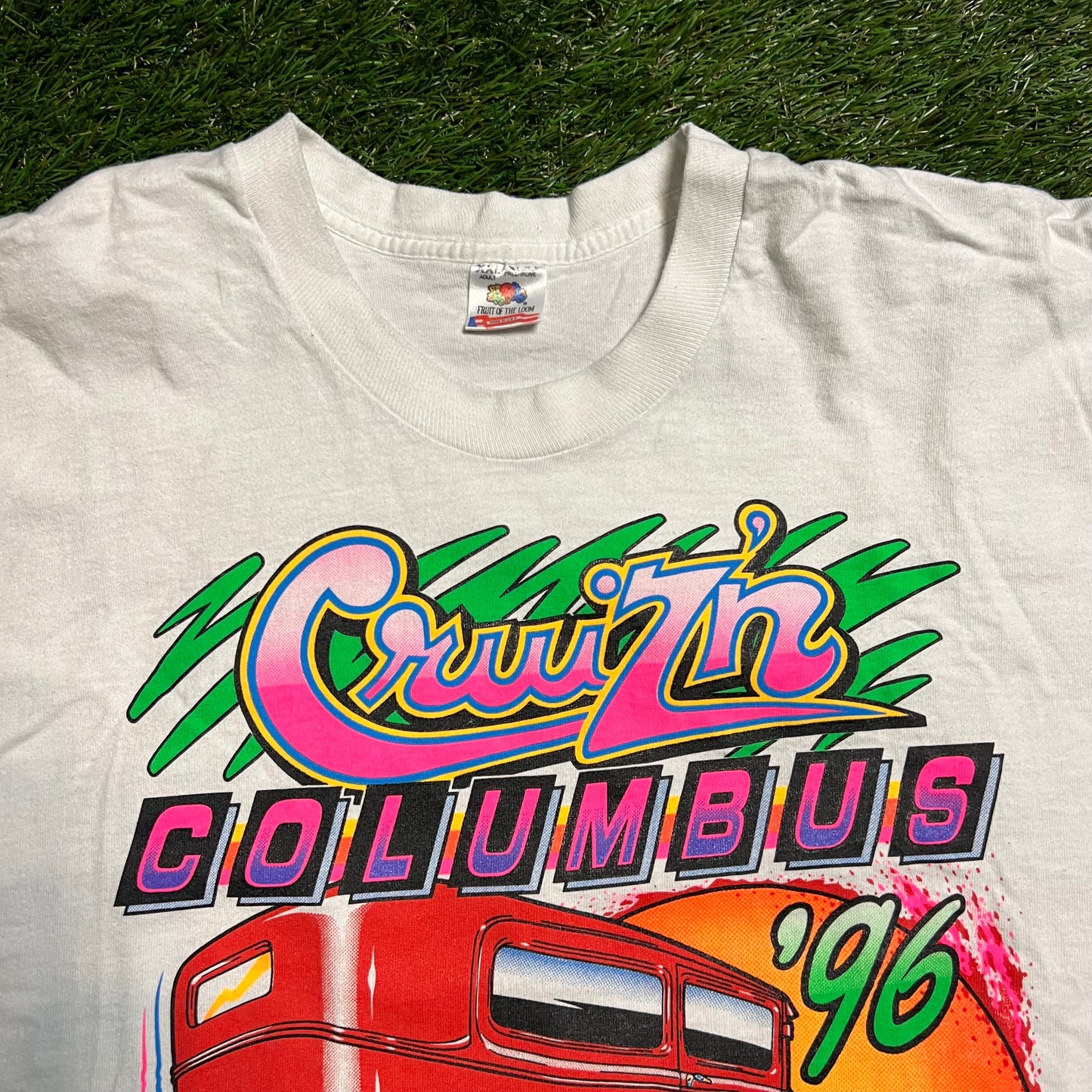 Cruzin Columbus Racing Tee 1990s White Tee Size XXL USED v11668